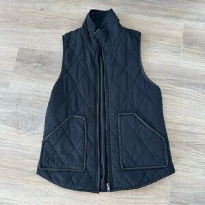 Takara navy blue quilted zip up vest